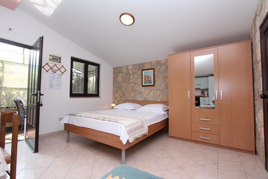 Apartments Marlina 罗维尼 外观 照片