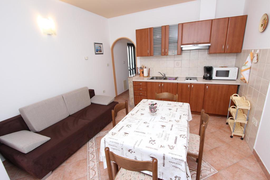 Apartments Marlina 罗维尼 外观 照片