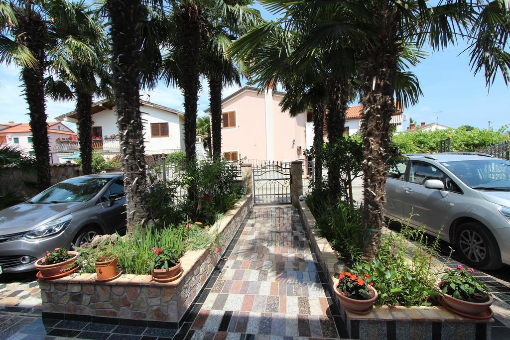 Apartments Marlina 罗维尼 外观 照片
