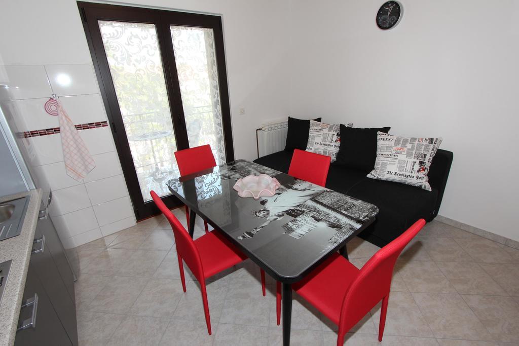 Apartments Marlina 罗维尼 外观 照片