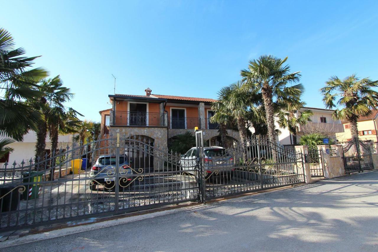 Apartments Marlina 罗维尼 外观 照片