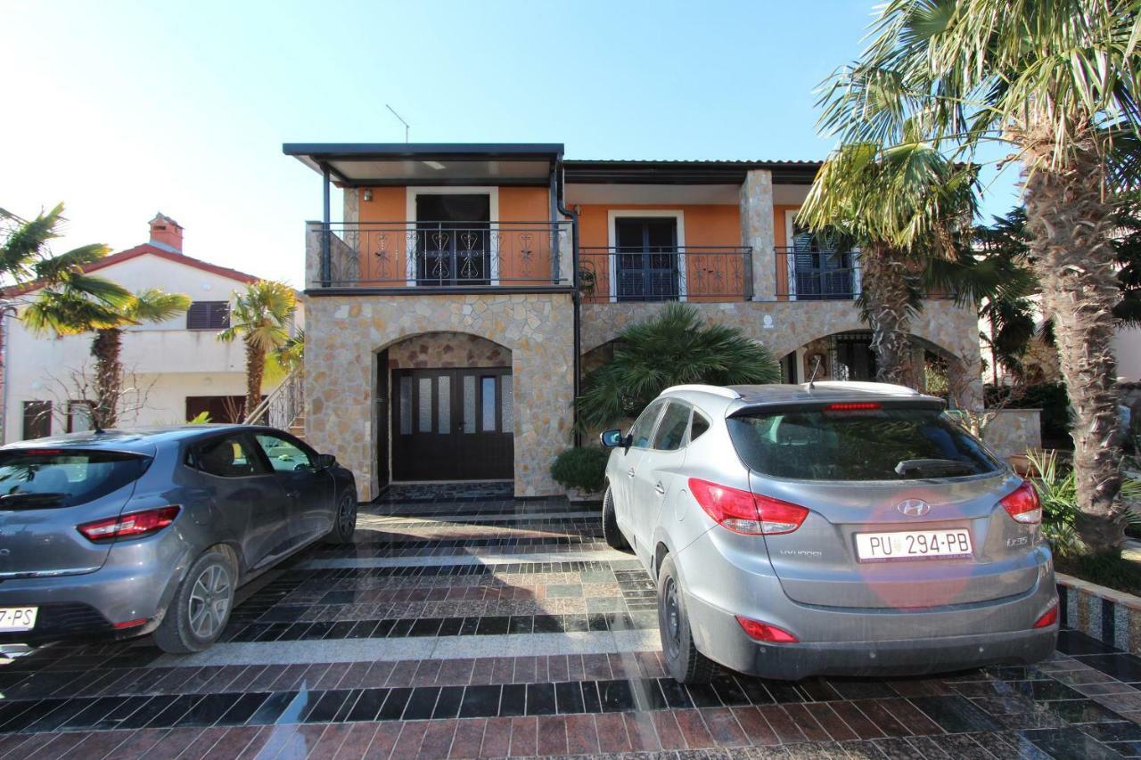Apartments Marlina 罗维尼 外观 照片